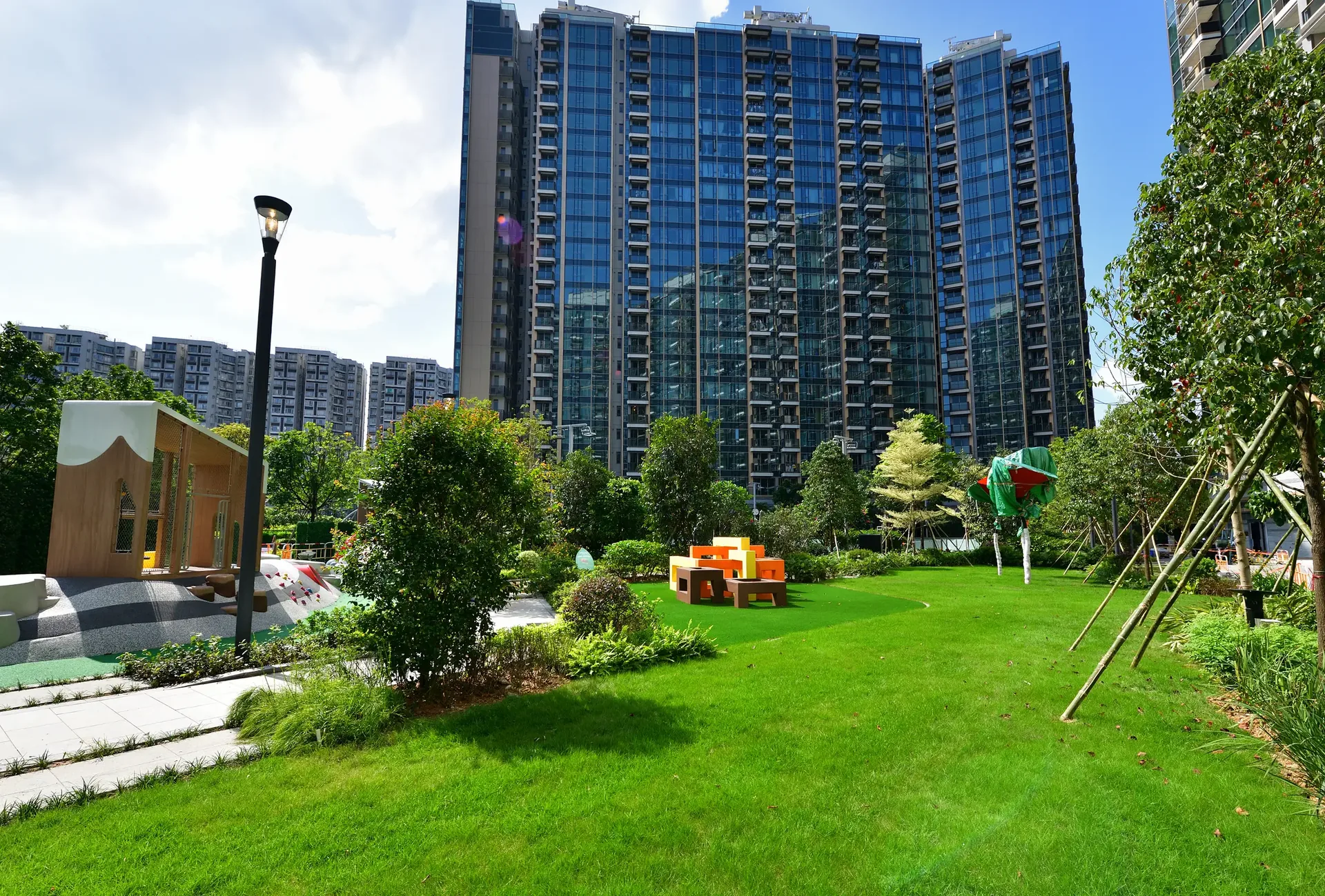 KOKO MARE 油塘高嶺道3號住宅大廈及園林實景