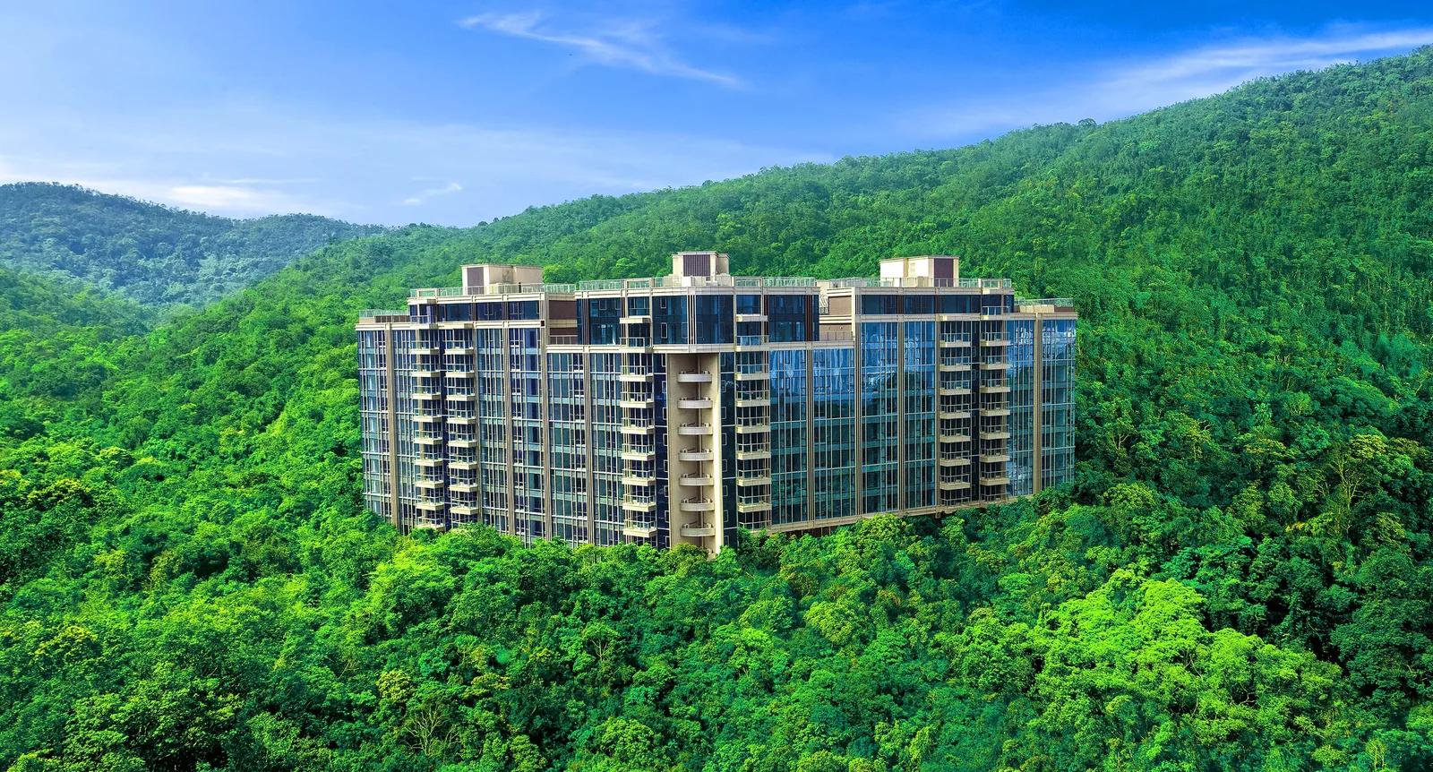 富豪·山峯建築群