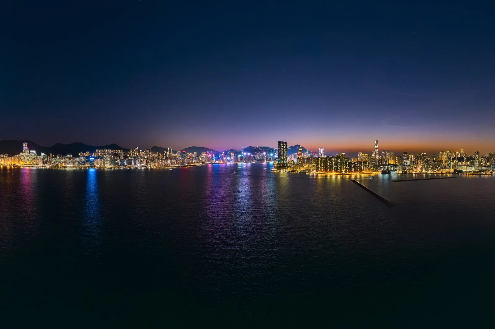 THE KNIGHTSBRIDGE 天瀧 啟德臨海夜景
